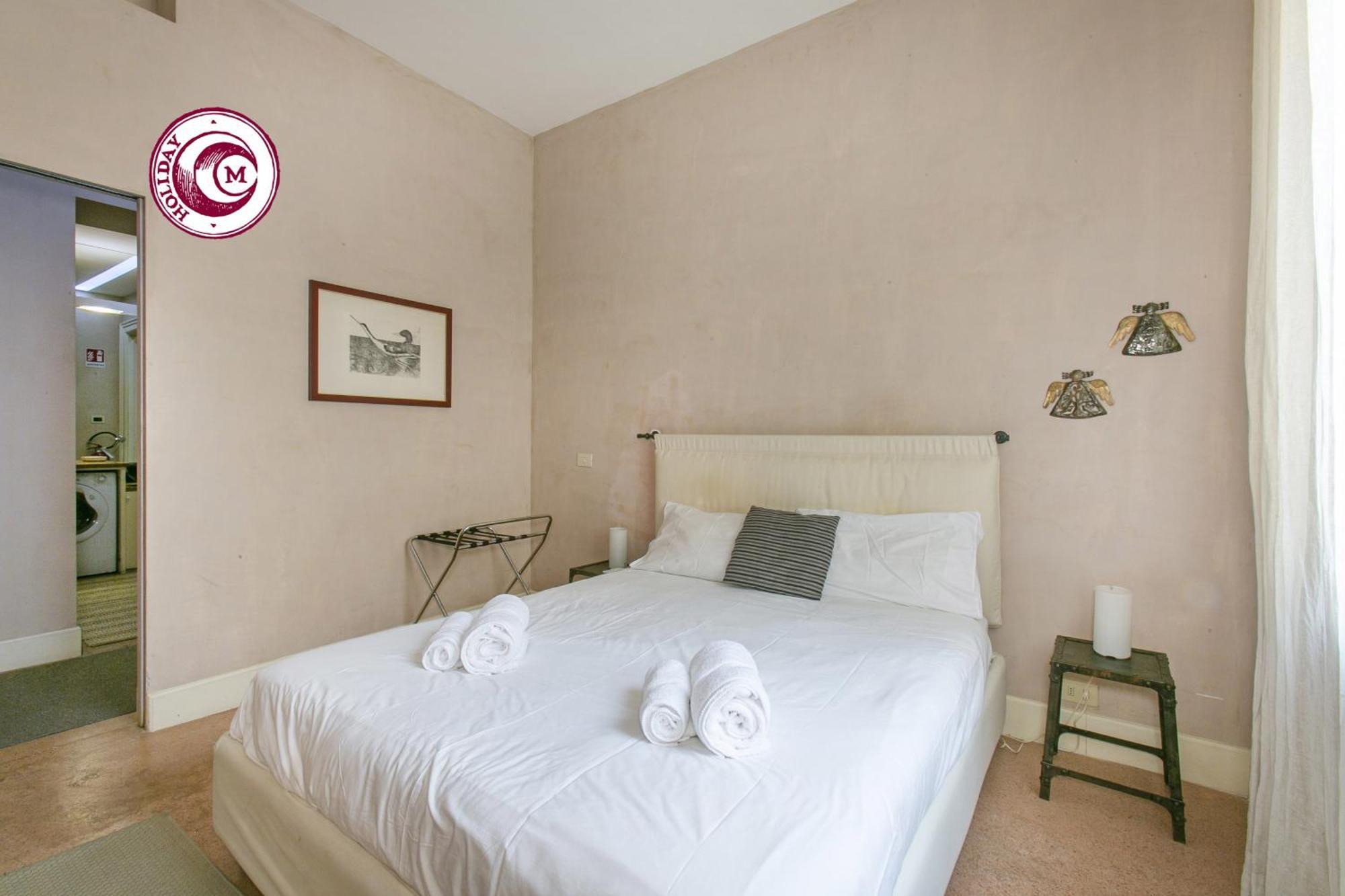 C M Piazza Cavour Elegant Flat Apartment